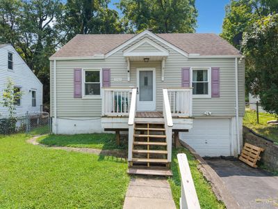 1742 Ashbrook Dr