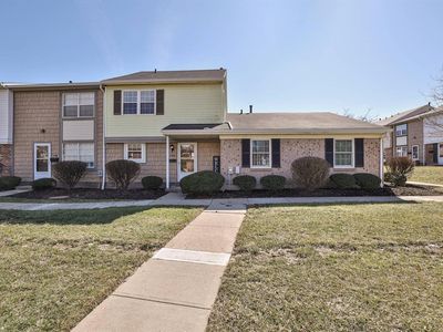 3390 Amberway Ct #43