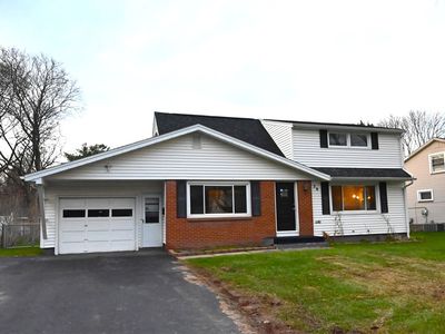 36 Jeanmoor Rd