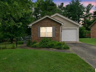 110 Trista Ln