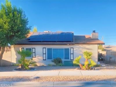 105 E Desert View Dr