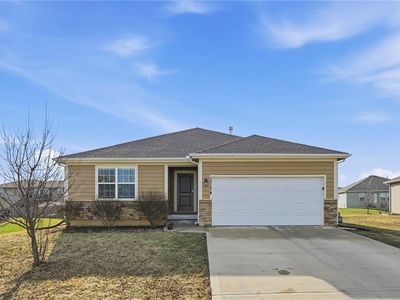 Property at 17174 Pratt St, Gardner, KS