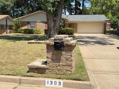 1303 Colgate Dr
