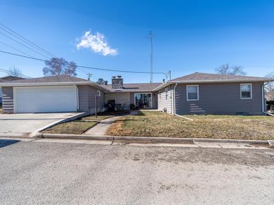 330 East Edgewater Street