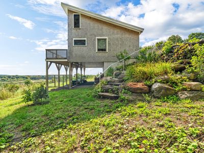114 W Meadow Road
