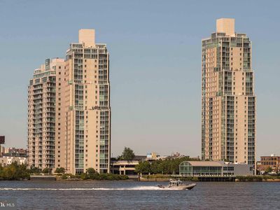 901 N Penn St UNIT R1001