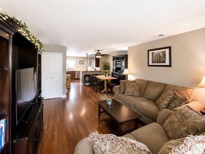 Property at 4134 Cove Ln APT B, Glenview, IL