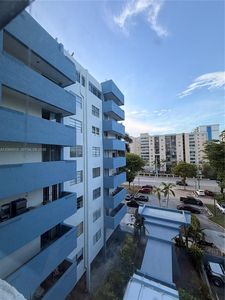 5050 NW 7th St APT 511