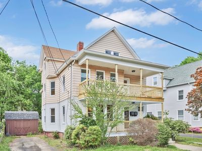 24 Hiawatha St