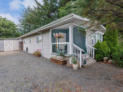 Property at 467 NE Washington St, Yachats, OR