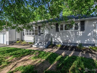 56 Drake Pl