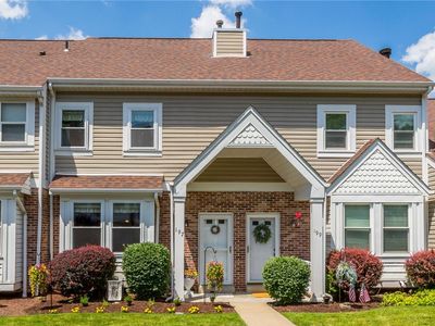 Property at 197 Old Village Ln, Bethel Park, PA