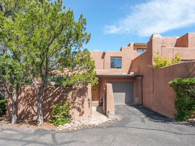 350 1/2 Calle Loma Norte