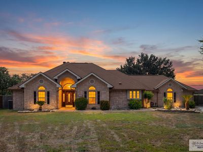 8326 Lago Dr