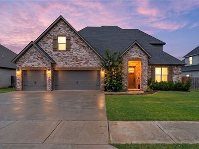 1060 Elizabeth Dr