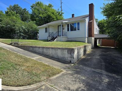 37 Hylton Ave