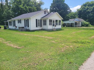 1220 Lambert Lane