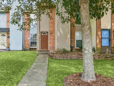 12817 Country Ridge Ave