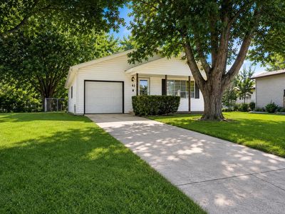 6 Sunshine Ct