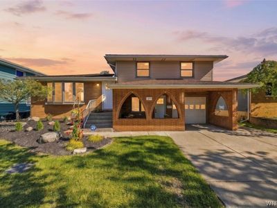 107 Maplegrove Ave