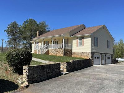 107 Hemlock Shores Dr