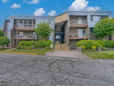 37 Stonehenge Cir APT 10