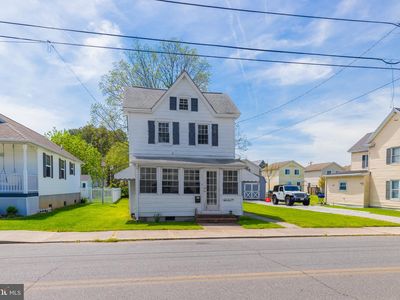 111 W Chesapeake Ave