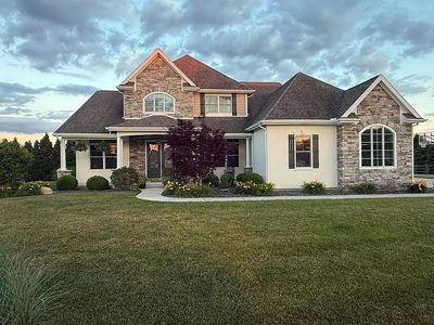 4582 Sunny Creek Ln