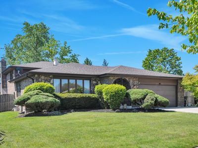 825 Walnut Dr