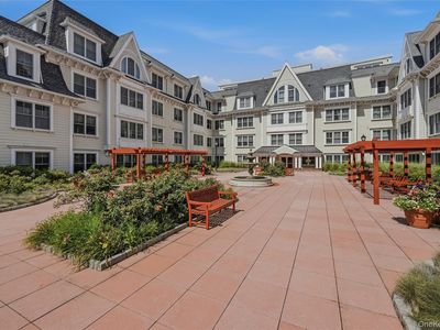 225 Stanley Avenue #121