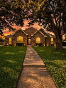 3704 Snow Creek Dr