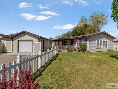 Property at 871 Dalmation Dr, Idaho Falls, ID