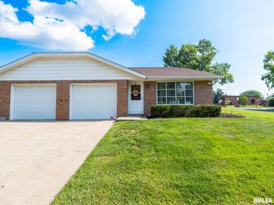 2752-56 W Millbrook Ct