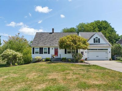 21 Cathedral Oaks Drive