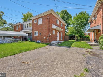 3917 Triton Ct