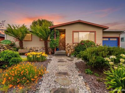 1949 Haeger Ave