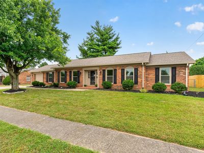 206 E Edgewood Dr