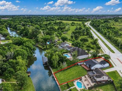 2703 Shady Ln