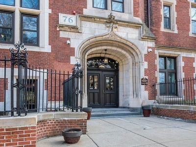 76 Elm St APT G3