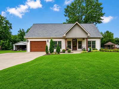 1096 Rain Tree Dr