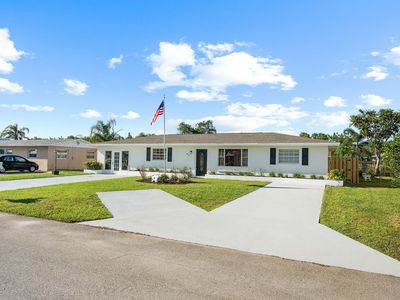 2047 SE Monroe Street