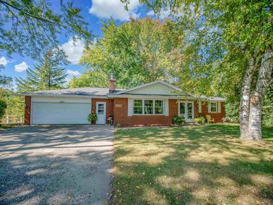 N1653 Ridgeway Dr
