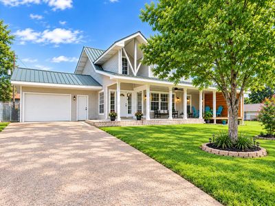 Property at 20 Clearview St, Point Blank, TX