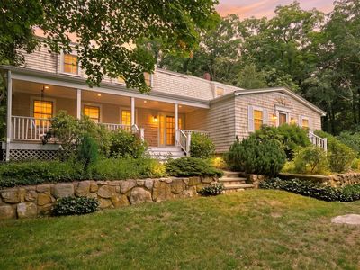 621 W Falmouth Highway