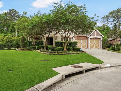 11 Golden Floral Ct