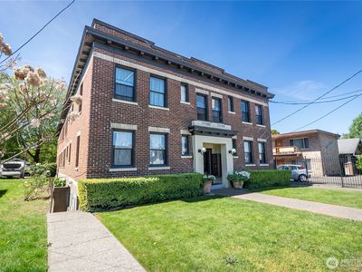 1003 N 1st Street