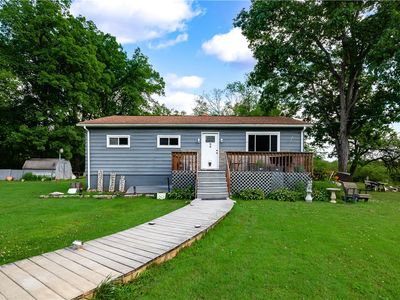58 Bassick Ln