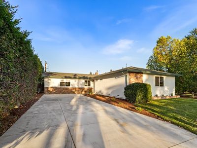 4216 Camden Ave