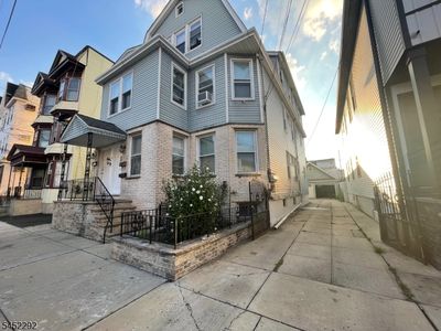 13 Windsor St
