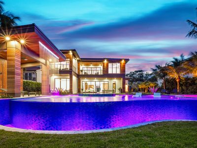 1708 N Lakeside Drive